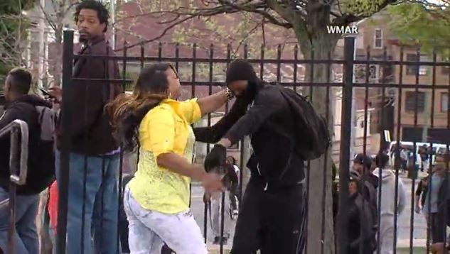 woman-beats-sonjpg-2d15cc53052a14ed